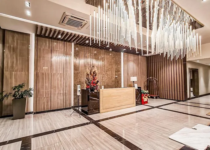 Luxestaysmnl Cozy Japandi Netflx Pool 400mbps Apartamento Manila