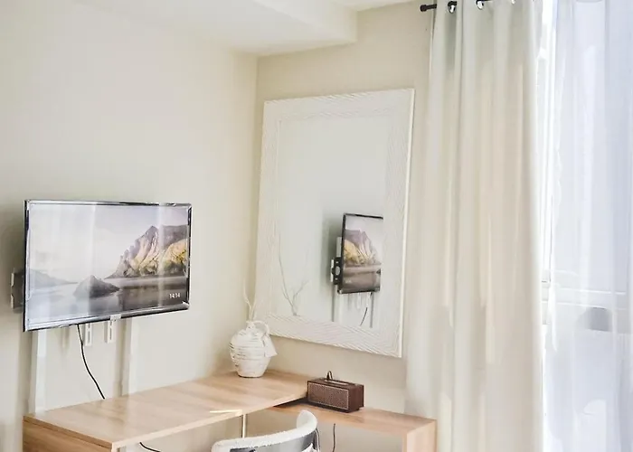 Luxestaysmnl Cozy Japandi Netflx Pool 400mbps *