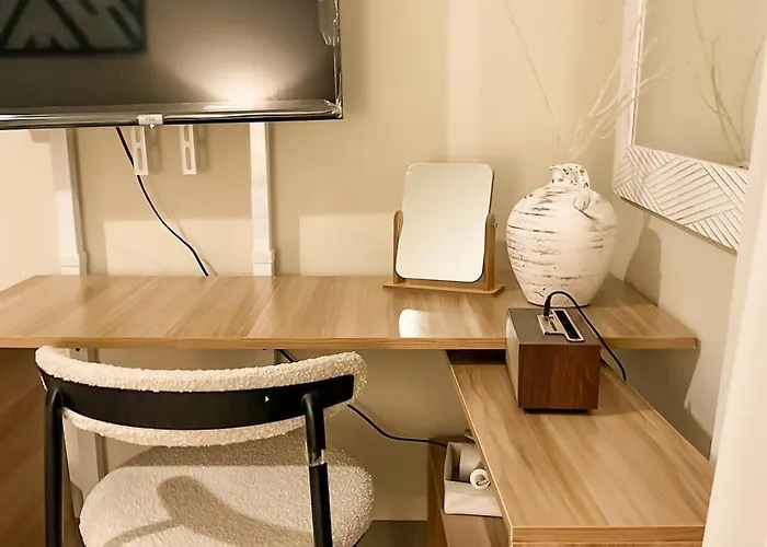 Apartamento Luxestaysmnl Cozy Japandi Netflx Pool 400mbps Manila