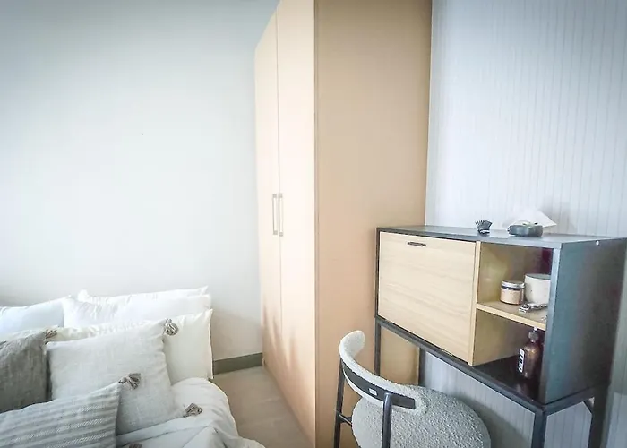 Luxestaysmnl Cozy Japandi Netflx Pool 400mbps * Manila